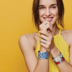 Christo Amsterdam Wide Ring -Jewelry Charm Deals Store christo amsterdam wide ring silver 2 5b033a7f ce41 4ebf 9e40 4e3cea8537fb